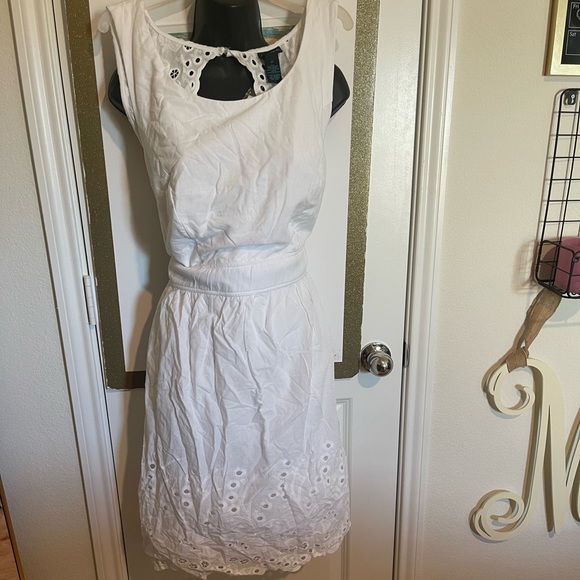Rue 21 White Eyelet dress size 2x - Picture 1 of 4